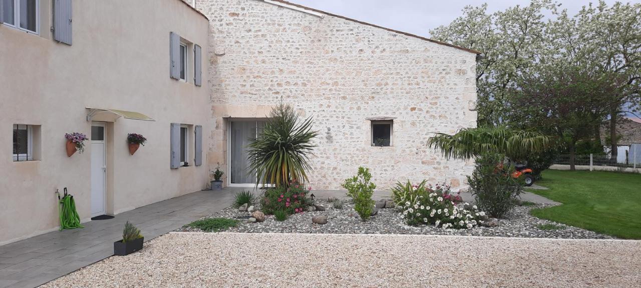 Balanzac Chambres D'Hote Maeva מראה חיצוני תמונה