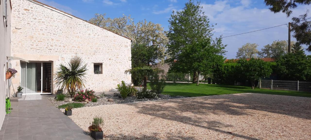 Balanzac Chambres D'Hote Maeva מראה חיצוני תמונה